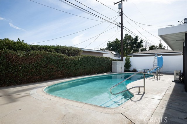 Image 16 of 21 For 2024 Shipway Avenue