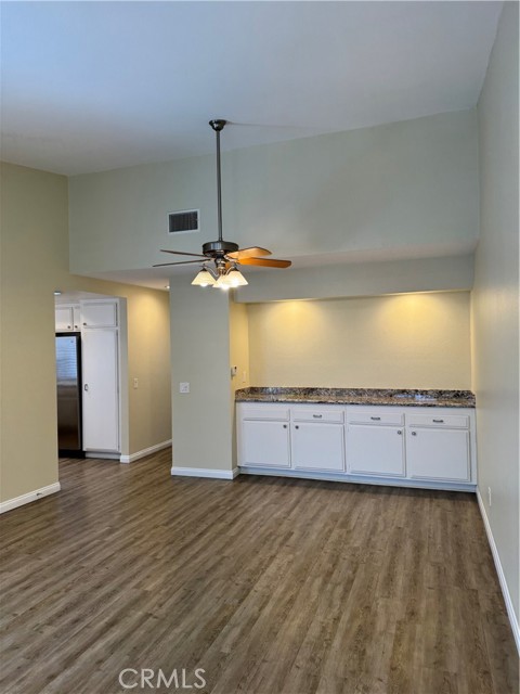 Detail Gallery Image 6 of 17 For 8566 Trinity #819C,  Huntington Beach,  CA 92646 - 2 Beds | 2 Baths