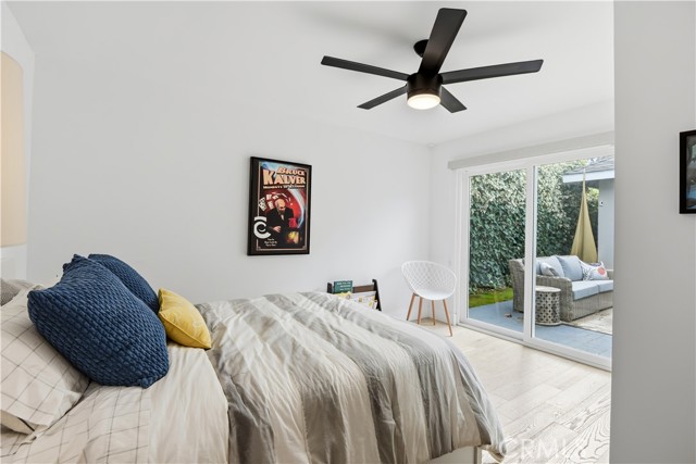 Detail Gallery Image 19 of 36 For 22637 Erwin St, Woodland Hills,  CA 91367 - 6 Beds | 5/1 Baths