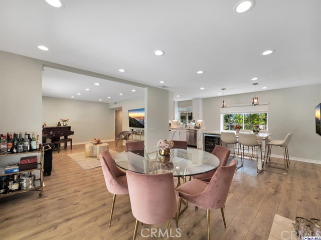 3825 Los Amigos Street, La Crescenta CA: https://media.crmls.org/medias/61817e62-bba6-4b56-9ea0-cab5bee13ae2.jpg