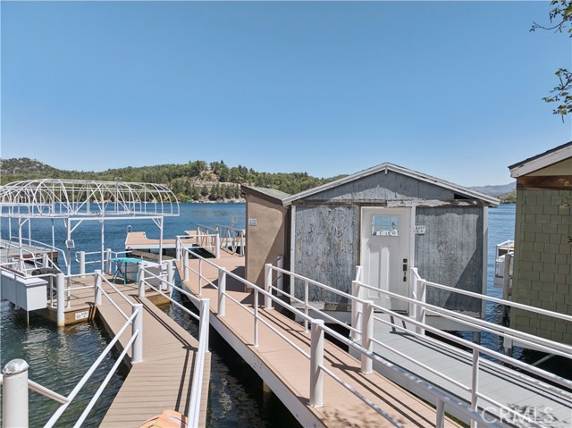 Detail Gallery Image 48 of 58 For 222 Holiday, Lake Arrowhead,  CA 92352 - 3 Beds | 2 Baths