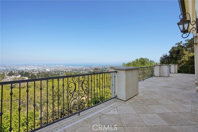 6337 Via Colinita, Rancho Palos Verdes CA: https://media.crmls.org/medias/6182427c-3af0-4273-b96a-813d5391a24d.jpg