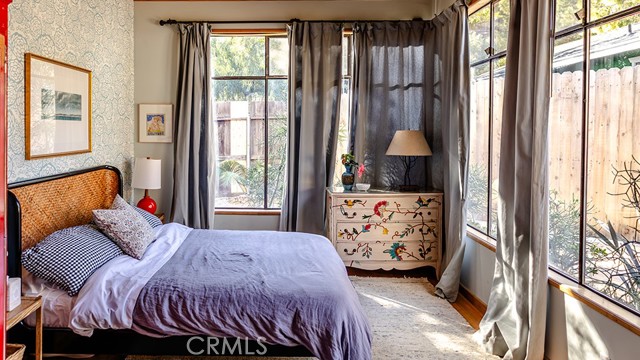 Detail Gallery Image 12 of 22 For 154 Hughes Dr, Camarillo,  CA 93010 - 3 Beds | 2 Baths