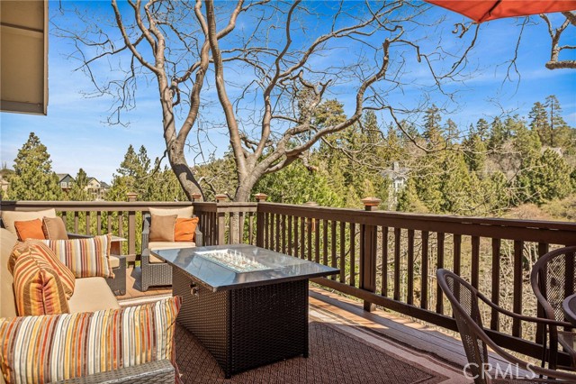 Detail Gallery Image 18 of 52 For 813 Brentwood, Lake Arrowhead,  CA 92352 - 4 Beds | 3/1 Baths