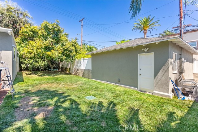 Detail Gallery Image 26 of 30 For 301 S Sunset Canyon Dr, Burbank,  CA 91501 - 3 Beds | 1/1 Baths