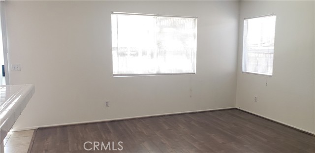 30569 Wyndham Court, Menifee CA: https://media.crmls.org/medias/61849317-3c6c-4bde-b967-813c2b881f45.jpg