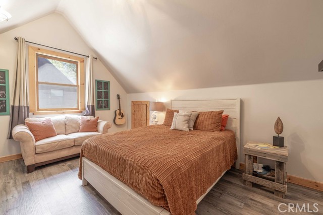 893 Silver Tip Drive, Big Bear CA: https://media.crmls.org/medias/6184cb18-0447-4d2b-8c2c-94a127cfebd3.jpg