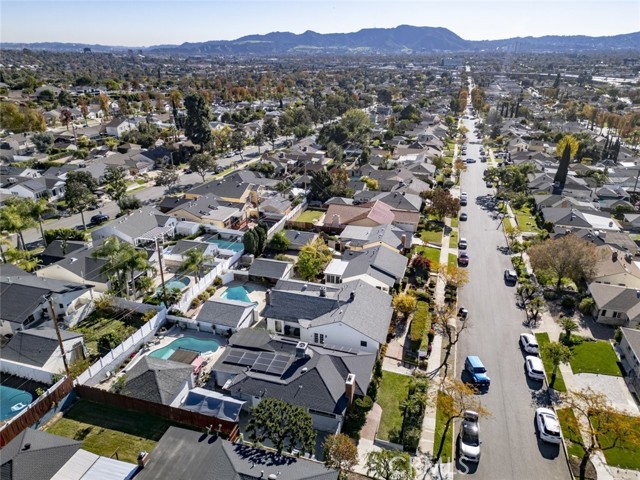 Detail Gallery Image 72 of 74 For 2950 N Lincoln St, Burbank,  CA 91504 - 3 Beds | 2 Baths