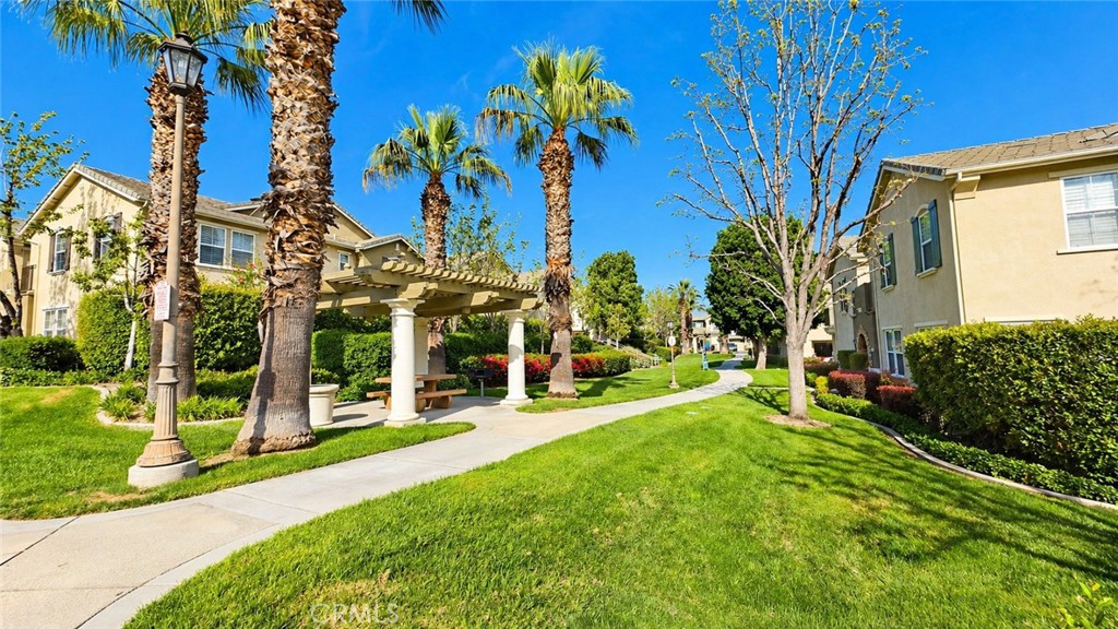 https://media.crmls.org/medias/6185d646-ca33-4562-a099-b914a09db7bc.jpg?preset=X-Large