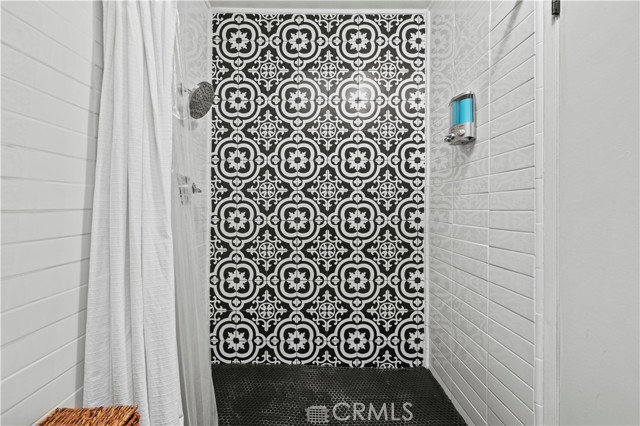 26175 Montolla Lane, Valencia CA: https://media.crmls.org/medias/6185e10d-ef55-47b7-9441-124f4156d51d.jpg