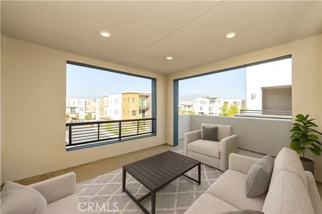 Detail Gallery Image 12 of 40 For 106 Culture, Irvine,  CA 92618 - 4 Beds | 2/2 Baths