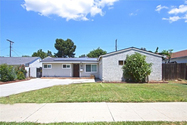 Image 20 of 21 For 17829 Burton Street