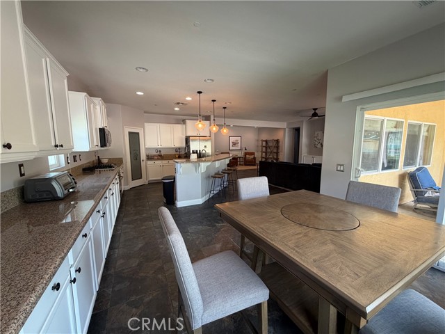 Detail Gallery Image 18 of 54 For 30902 Thimbleberry, Murrieta,  CA 92563 - 4 Beds | 3/1 Baths