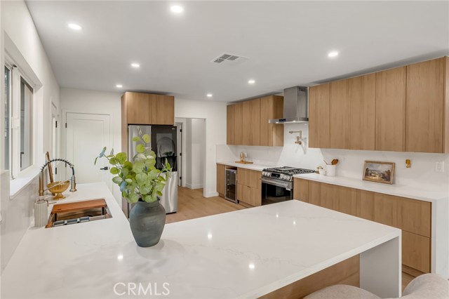 Detail Gallery Image 14 of 50 For 3641 Somerset, Los Angeles,  CA 90016 - 3 Beds | 2 Baths