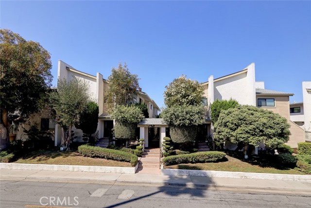 2615 Ruhland Avenue, Redondo Beach, California 90278, 2 Bedrooms Bedrooms, ,1 BathroomBathrooms,Residential,Sold,Ruhland,SB22198316