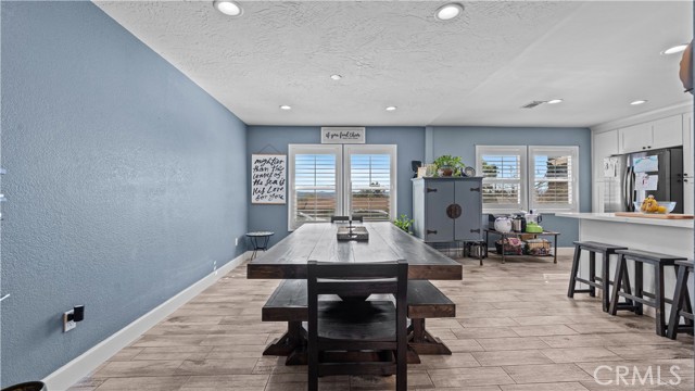 Image 5 of 41 For 7171 Font Avenue