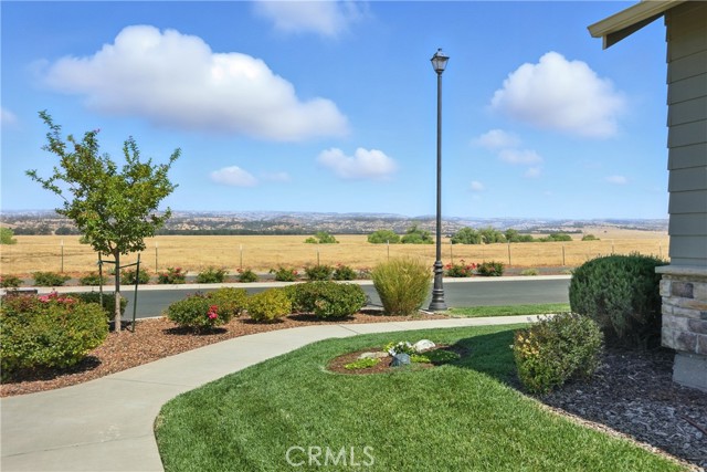 Detail Gallery Image 2 of 49 For 3341 Shoal River, Chico,  CA 95973 - 4 Beds | 2/1 Baths