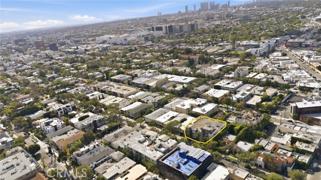 Detail Gallery Image 15 of 16 For 625 N Flores #104, West Hollywood,  CA 90048 - 2 Beds | 2 Baths