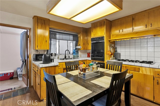 Detail Gallery Image 20 of 69 For 9037 5th Ave, Hesperia,  CA 92345 - 5 Beds | 4 Baths