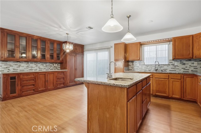 Detail Gallery Image 13 of 38 For 2211 Barbour Ct, San Pedro,  CA 90731 - 4 Beds | 2 Baths