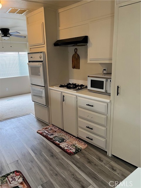 Detail Gallery Image 5 of 14 For 54999 Martinez, Yucca Valley,  CA 92284 - 2 Beds | 2 Baths