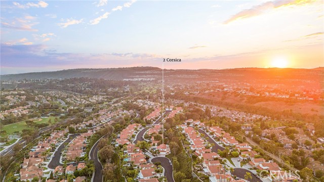 2 Corsica, Laguna Niguel CA: https://media.crmls.org/medias/618a1f96-675f-4c7e-874b-7d375a3f5713.jpg