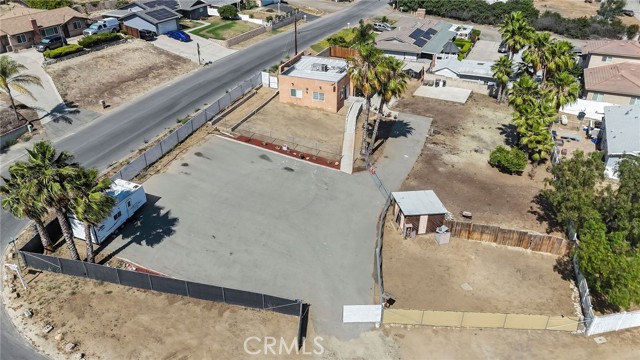 8035 Santa Rita Street, Corona CA: https://media.crmls.org/medias/618ab0ab-8140-489f-b6d0-929eaa42e614.jpg