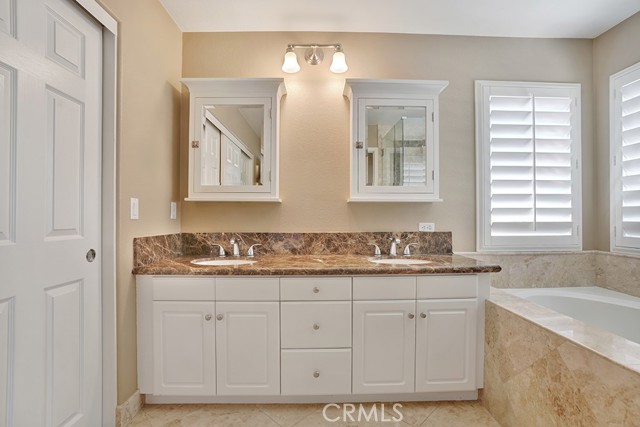 27585 Rosebud Way, Laguna Niguel CA: https://media.crmls.org/medias/618b5d03-f6b1-47cc-ad02-018fb0dc91c7.jpg