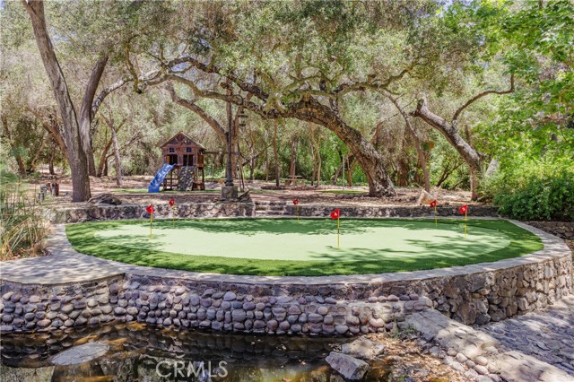 45200 Oak Manor Ct, Temecula CA: https://media.crmls.org/medias/618b7a05-2329-4db4-b803-6195d31cab72.jpg