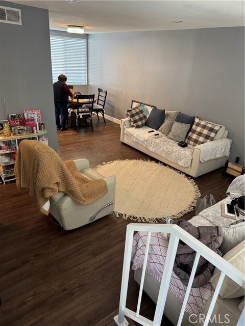 Detail Gallery Image 25 of 25 For 21720 Hart St #9,  Canoga Park,  CA 91303 - 2 Beds | 2 Baths