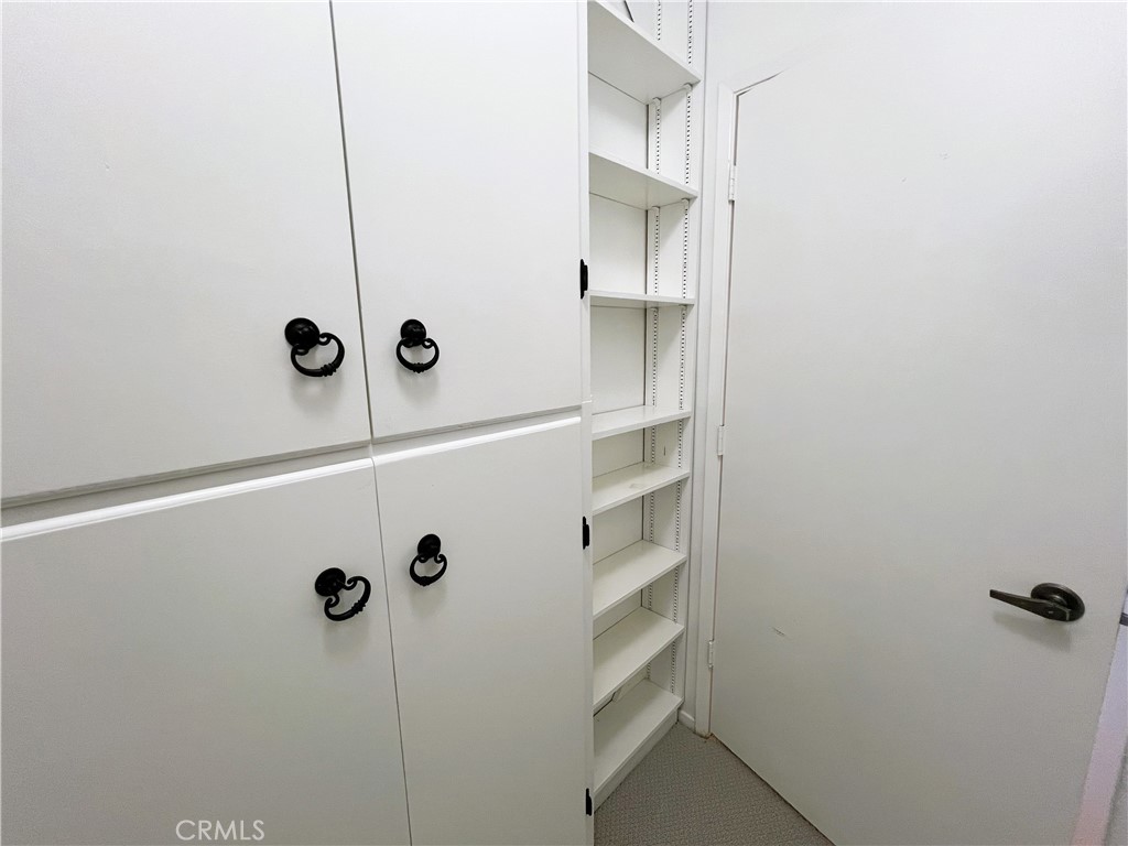 https://media.crmls.org/medias/618d5404-c9f4-401f-95d1-b8c292675bd7.jpg?preset=X-Large