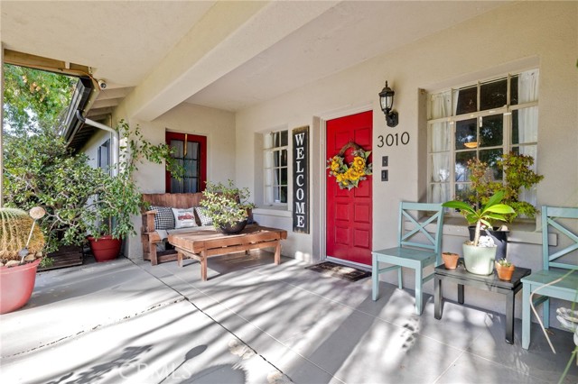 Detail Gallery Image 1 of 49 For 3010 Elmwood Ave, Bakersfield,  CA 93305 - 4 Beds | 2 Baths