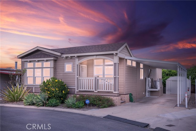 1194 Cambridge, Corona CA: https://media.crmls.org/medias/618dceaa-838e-4e2e-b629-1e1b86170187.jpg