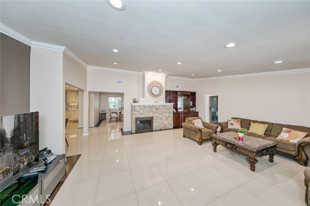 Detail Gallery Image 12 of 39 For 814 Kellogg, Glendale,  CA 91202 - 3 Beds | 2 Baths