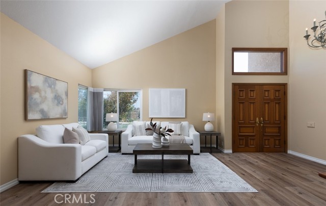 Detail Gallery Image 10 of 57 For 6049 E Mabury Ave, Orange,  CA 92867 - 4 Beds | 2/1 Baths