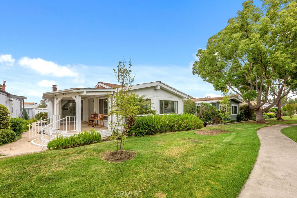 5200 Irvine Blvd #138