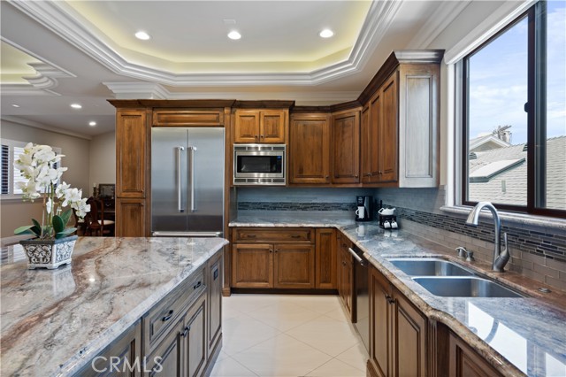 1407 S Catalina Avenue, Redondo Beach CA: https://media.crmls.org/medias/61919293-c45b-4956-89c6-57737739de60.jpg