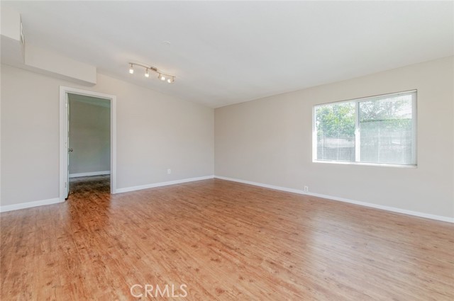 1334 Ardilla Avenue photo 23