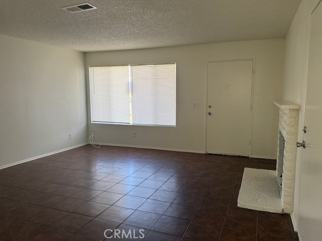 Detail Gallery Image 3 of 21 For 40315 177th, Palmdale,  CA 93591 - 3 Beds | 2 Baths