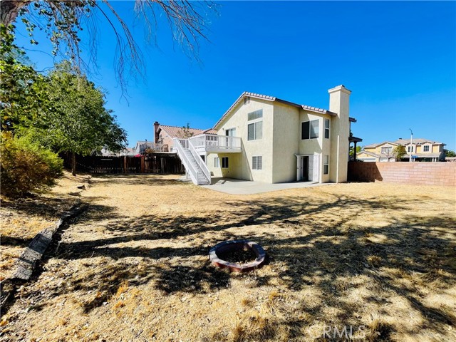 Detail Gallery Image 2 of 26 For 1942 Ivory Ave, Palmdale,  CA 93550 - 4 Beds | 2/1 Baths