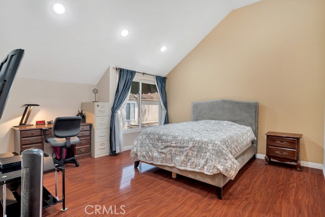 5644 Etiwanda Avenue, Tarzana CA: https://media.crmls.org/medias/619396b6-7ebd-4494-b5dc-4da9c7a326ee.jpg