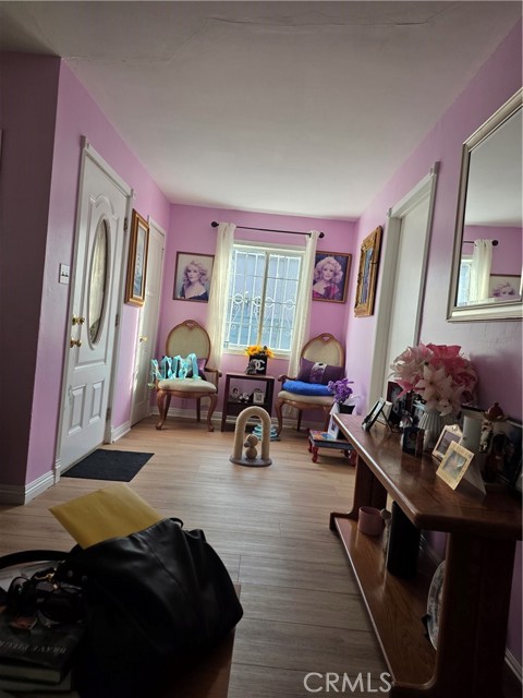 Detail Gallery Image 2 of 27 For 1314 S Shelton, Santa Ana,  CA 92707 - 2 Beds | 1 Baths