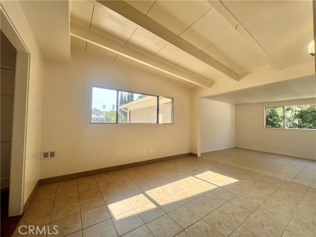 Detail Gallery Image 6 of 45 For 38710 Yucca Tree St, Palmdale,  CA 93551 - 4 Beds | 2 Baths