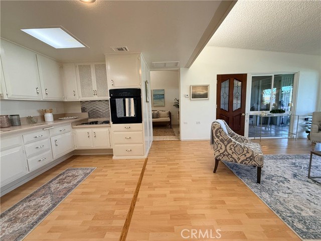 Detail Gallery Image 16 of 37 For 13410 Saint Andrew's Dr 70e,  Seal Beach,  CA 90740 - 2 Beds | 1 Baths