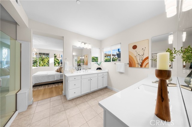 Detail Gallery Image 34 of 70 For 126 Interval, Irvine,  CA 92618 - 5 Beds | 4 Baths