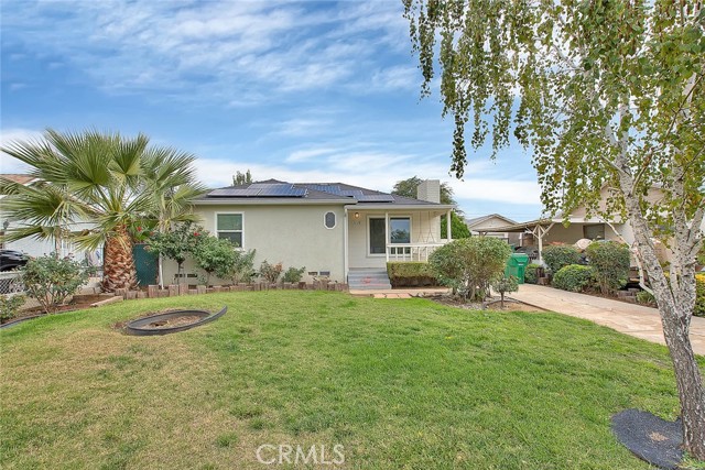 1028 Euclid Avenue, Beaumont CA: https://media.crmls.org/medias/6199bba7-9e0f-462c-9562-45b3417fb2a4.jpg