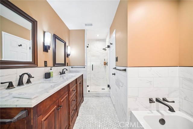 18011 Sunburst Street photo 52