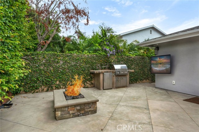 21192 Richmond Circle, Huntington Beach CA: https://media.crmls.org/medias/619b5654-73c6-45a2-8e9a-f8bcb80d3b68.jpg