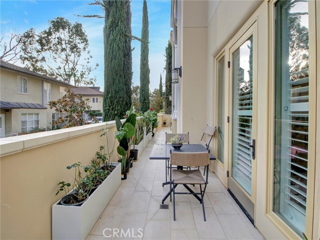 Detail Gallery Image 62 of 75 For 112 S Orange Grove Bld #109,  Pasadena,  CA 91105 - 3 Beds | 3/1 Baths