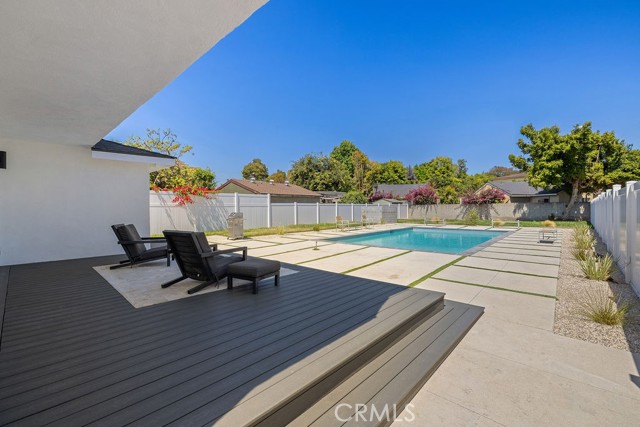 11245 Greenlawn Avenue, Culver City, California 90230, 5 Bedrooms Bedrooms, ,3 BathroomsBathrooms,Residential Lease,For Rent,11245 Greenlawn Avenue,CRSR25156538